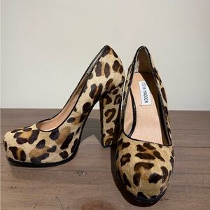 *RARE* Steve Madden Leopard Print Women's Shoes